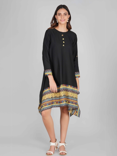 

ARPORA Black Ethnic Motifs Crepe Maternity Kaftan Dress