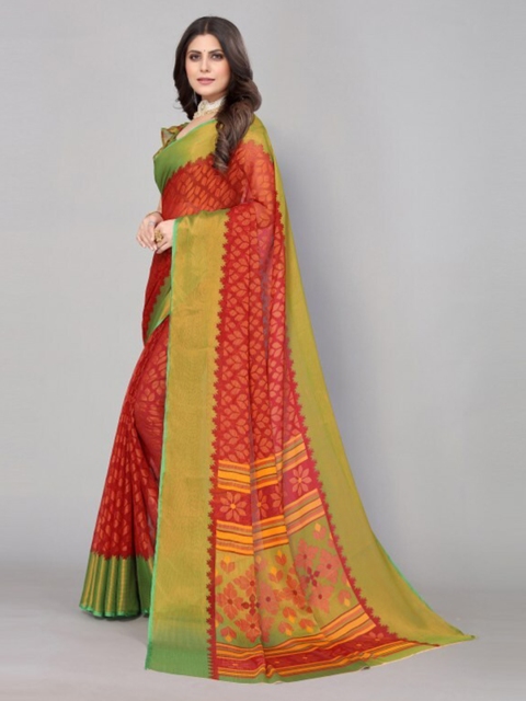 

Yashika Red & Green Floral Printed Linen Blend Saree with Blouse Piece