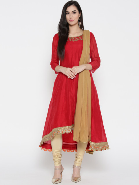 

IMARA by Women Red & Golden Solid Kurta with Churidar & Dupatta