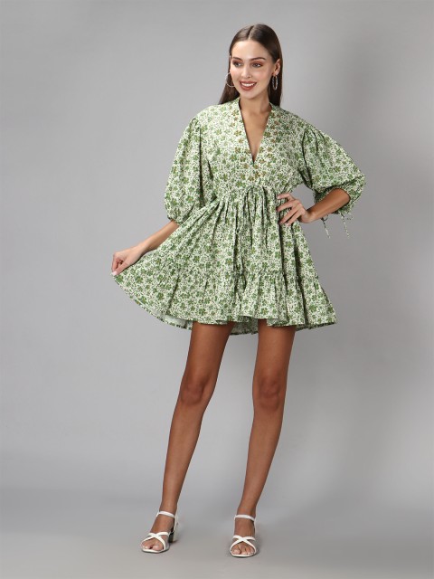 

Amagyaa Women Green Floral Fit & Flare Dress