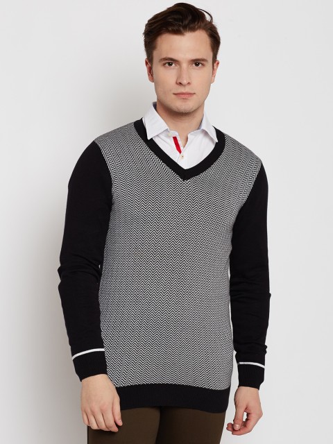 

Van Heusen Men Black & White Chevron Pattern Sweater