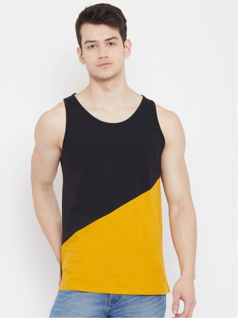 

Rodzen Men Mustard Yellow & Black Colourblocked Pure Cotton T-shirt