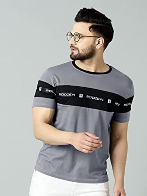 

Rodzen Men Grey & Black Colourblocked Pure Cotton Slim Fit T-shirt