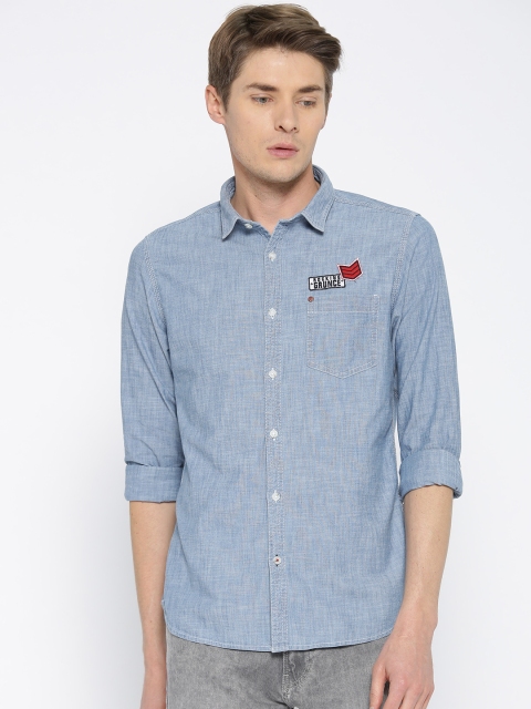 

Lee Cooper Men Blue Contemporary Fit Solid Casual Shirt