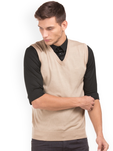 

Arrow Men Beige Solid Sweater Vest