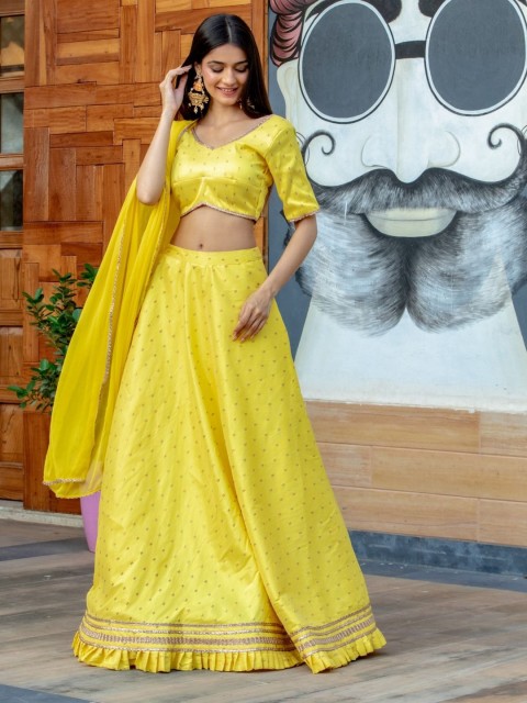 

HOUSE OF JAMOTI Yellow & Gold-Toned Ready to Wear Lehenga & Blouse With Dupatta