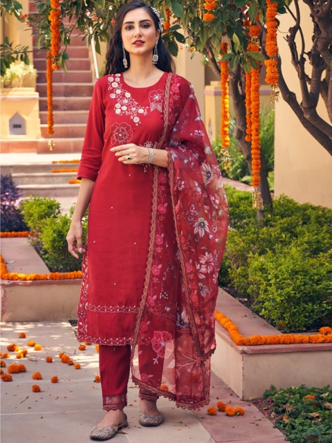 

AUTUMN LANE Women Red Floral Embroidered Thread Work Kurta with Salwar & With Dupatta