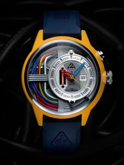 

THE ELECTRICIANZ Men White Brass Dial & Blue Straps Analogue Watch ZZ-A1A/02