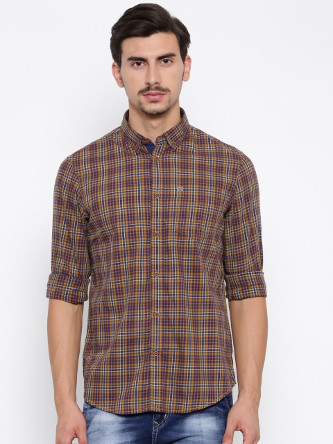 

Arrow Blue Jean Co. Men Mustard Yellow & Purple Slim Fit Checked Casual Shirt