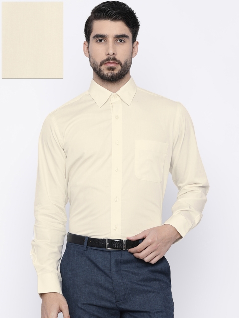 

Arrow Men Off-White Regular Fit Solid Formal Shirt