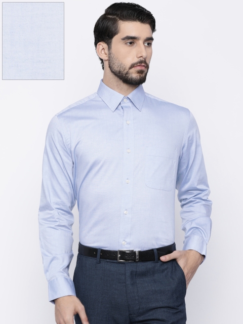 

Arrow Men Blue Regular Fit Solid Formal Shirt