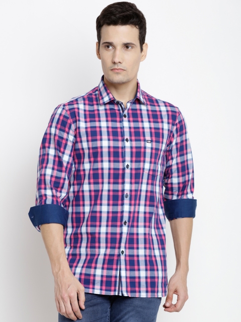 

Arrow Sport Men Navy & Pink Slim Fit Checked Casual Shirt, Navy blue