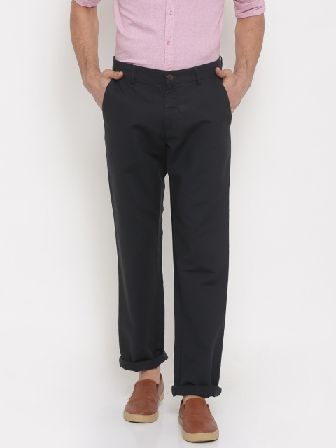 

Arrow Sport Men Navy Blue Regular Fit Solid Chinos