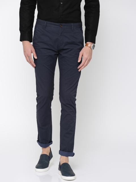 

Arrow Sport Men Navy Slim Fit Printed Chinos, Navy blue