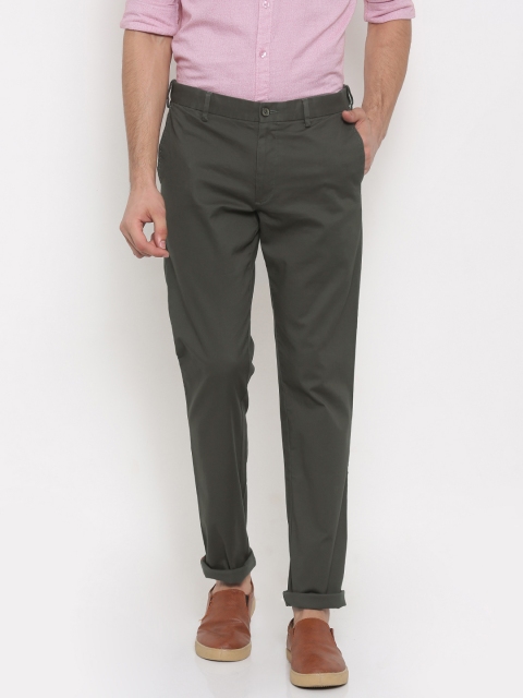 

Arrow Sport Men Grey Chrysler Tapered Fit Solid Chinos