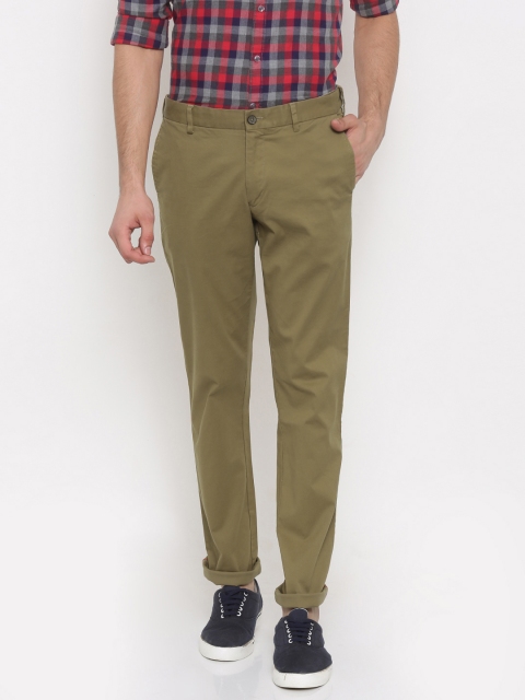 

Arrow Sport Men Khaki Chrysler Tapered Fit Solid Chinos