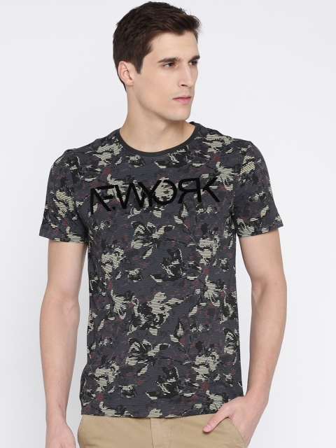

Arrow New York Men Grey Printed Round Neck T-shirt
