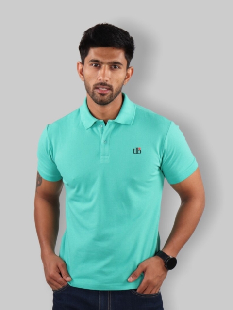 

The Label Bar Men Green Polo Collar T-shirt