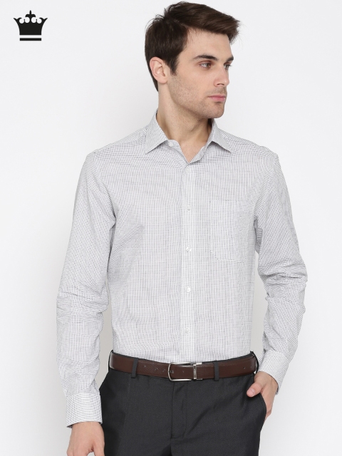 

Louis Philippe Men White & Black Regular Fit Self Design Formal Shirt
