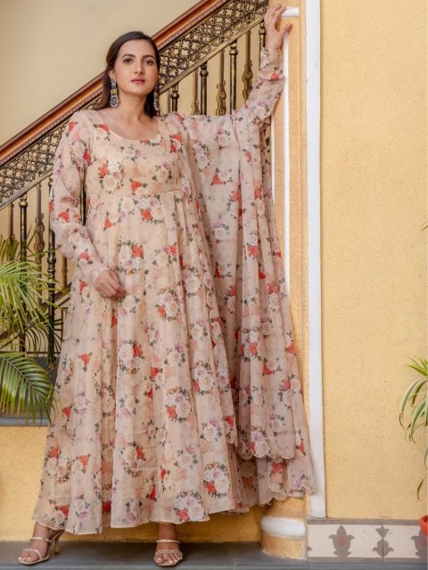 

HOUSE OF JAMOTI Women Tan Floral Printed Kurta with Trousers & With Dupatta