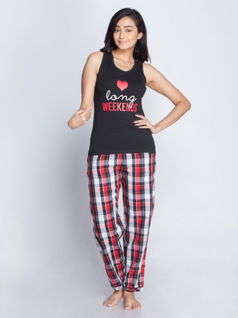 

Clt.s Women Black & Red Printed Lounge Set
