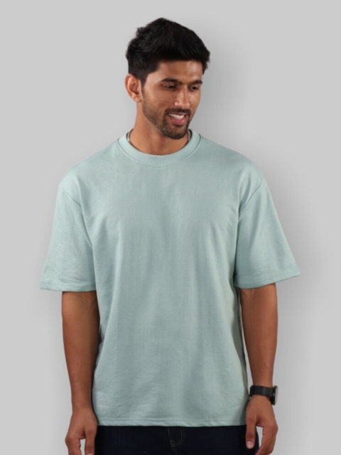 

The Label Bar Men Blue Henley Neck Boxy T-shirt