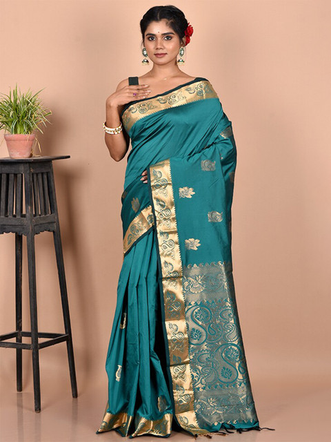 

AllSilks Green & Gold-Toned Woven Design Zari Silk Blend Kanjeevaram Saree