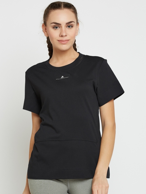 

ADIDAS Women Black Run Loose Solid Round Neck T-shirt