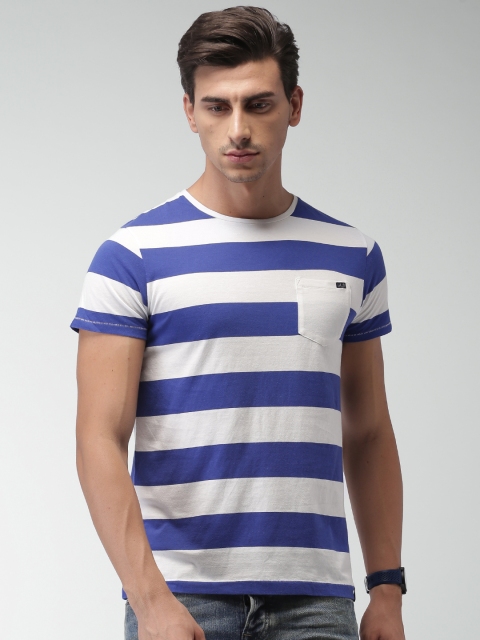 

Scotch & Soda Men Blue Striped Round Neck T-shirt
