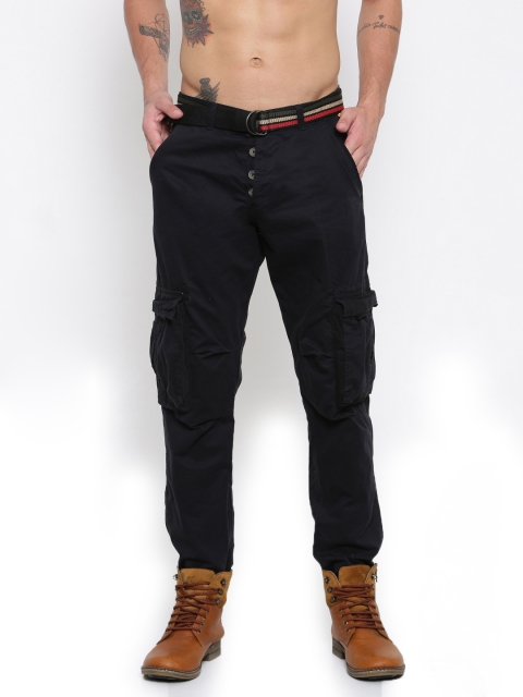 

Sports52 wear Men Black Original Regular Fit Solid Cargos