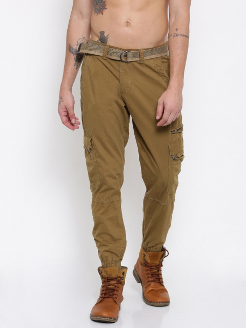 

Sports52 wear Men Khaki Carrot Slim Fit Solid Cargos