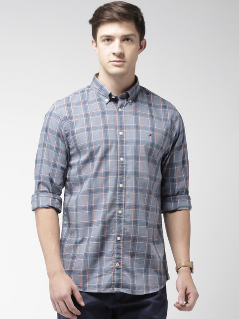 

Tommy Hilfiger Men Blue Slim Fit Checked Casual Shirt
