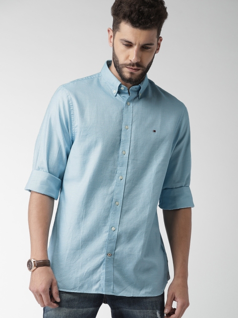 

Tommy Hilfiger Men Blue Custom Regular Fit Self Design Casual Shirt