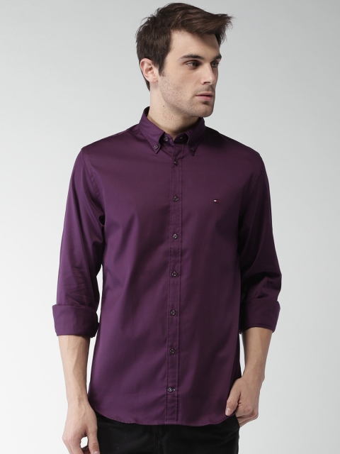 

Tommy Hilfiger Men Purple Slim Fit Solid Casual Shirt