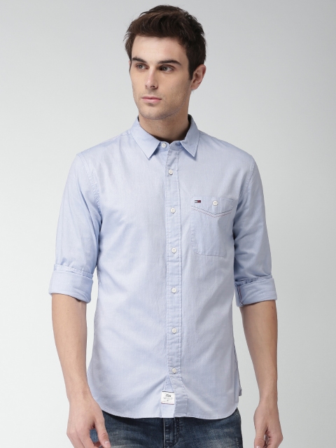 

Tommy Hilfiger Men Blue Regular Fit Solid Casual Shirt
