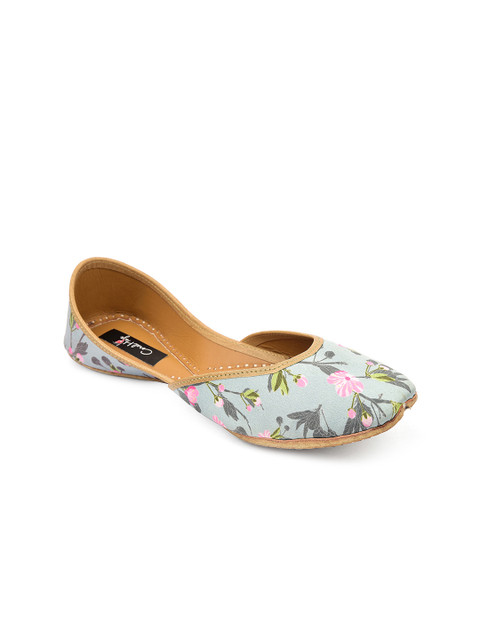 

Coral Haze Women Blue Printed Mojaris