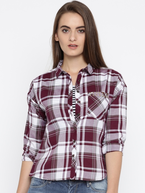 

Roadster Women Maroon & White Relaxed Regular Fit Checked Casual Shirt