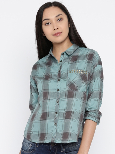 

Roadster Women Green & Grey Relaxed Regular Fit Checked Casual Shirt