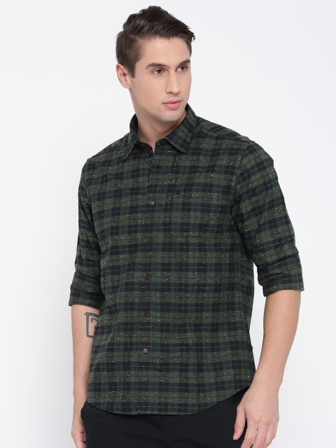 

Blackberrys Men Green & Black Slim Fit Checked Casual Shirt