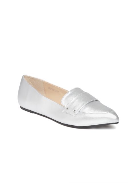 

Van Heusen Women Silver-Toned Solid Ballerinas