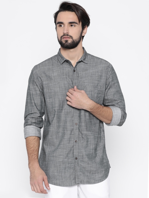 

Nature Casuals Men Grey Slim Fit Solid Casual Shirt