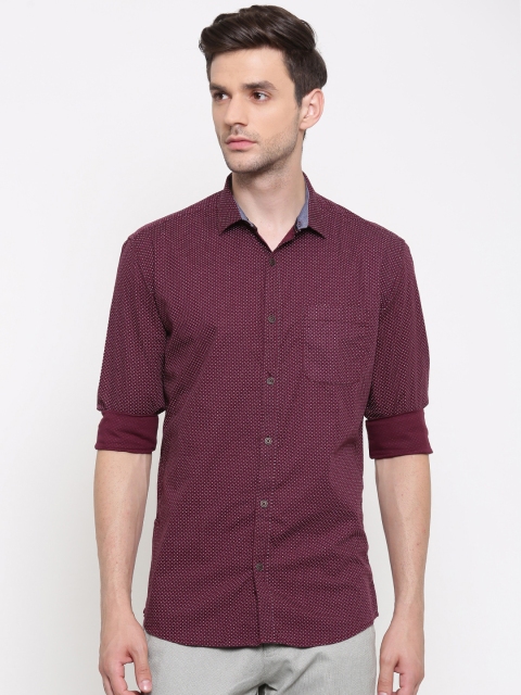 

British Club Men Burgundy Slim Fit Printed Casual Shirt