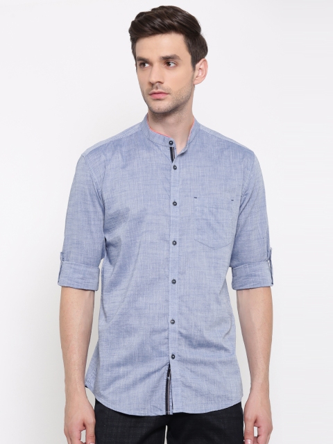 

British Club Men Blue Slim Fit Solid Casual Shirt