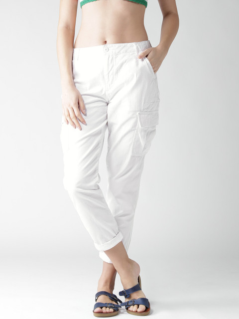

FOREVER 21 Women White Regular Fit Solid Cargos