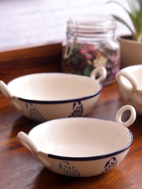 

VarEesha Off White 3 Pieces Kadhai-Shaped Paisley Ceramic Serving Bowl Set