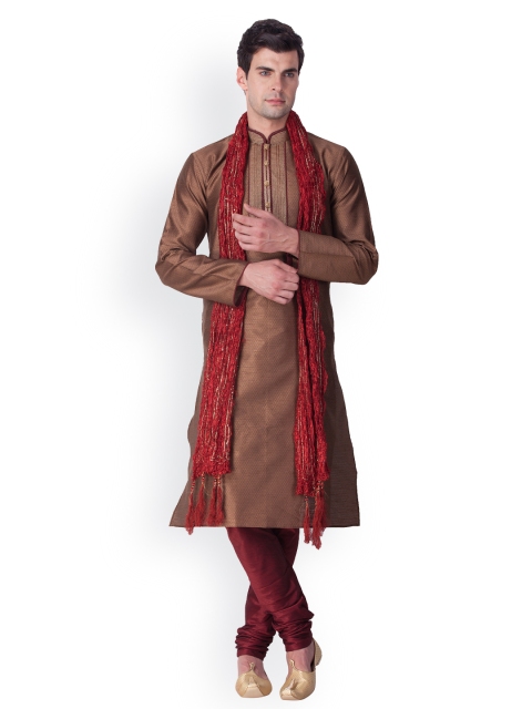 

Sanwara Men Brown & Red Self Design Kurta with Pyjamas & Dupatta