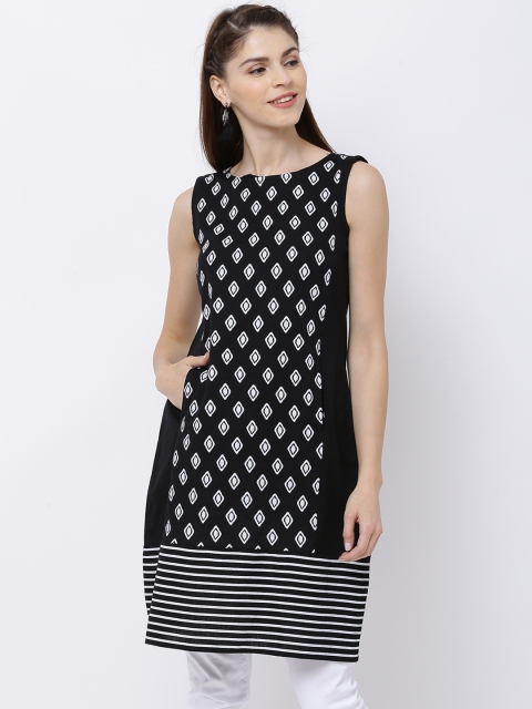 

Vishudh Women Black & White Printed Kurta
