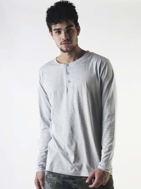 

Blue Saint Men Grey Solid Slim Fit Henley Neck T-shirt