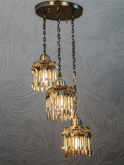 

Fos Lighting Gold-Toned Triple Keys Hanging Lamp