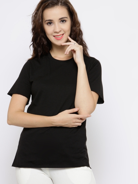 

FOREVER 21 Women Black Solid Round Neck T-shirt